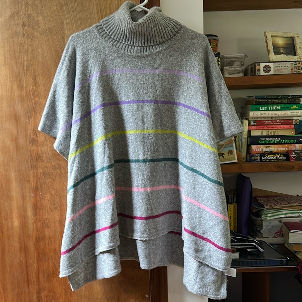 Poncho sweater